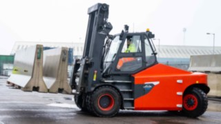 Řada E100–E180 při použití.