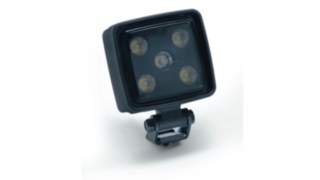 Pracovní LED světlomety osvětlují jízdní dráhu. Obrázek ukazuje volitelně dostupný pracovní LED světlomet.