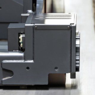 Vozík řady K se systémem Active Stability Control ve skladu Vozík řady K se systémem Active Stability Control