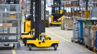 Vláčky Linde Load Train ve společnosti Heidelberger Druckmaschinen AG 